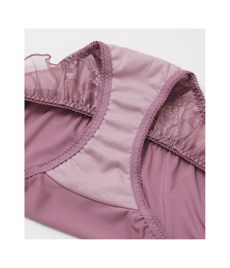 [Peach John] Moreru Sheer Frill Lace-Up Bra Set