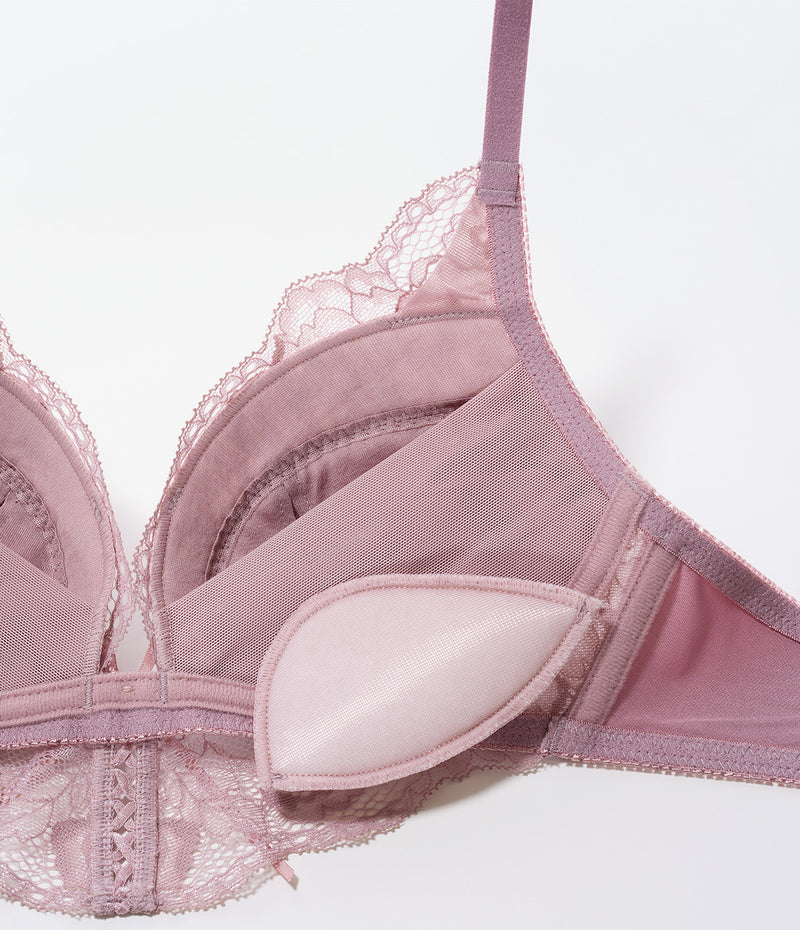 [Peach John] Lace-up Non-wired Bra Set