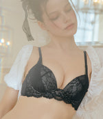 [Peach John] Mori kore Petite Slit Lace Bra Set N